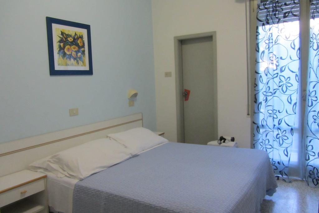 Hotel Toledo Rimini Chambre photo